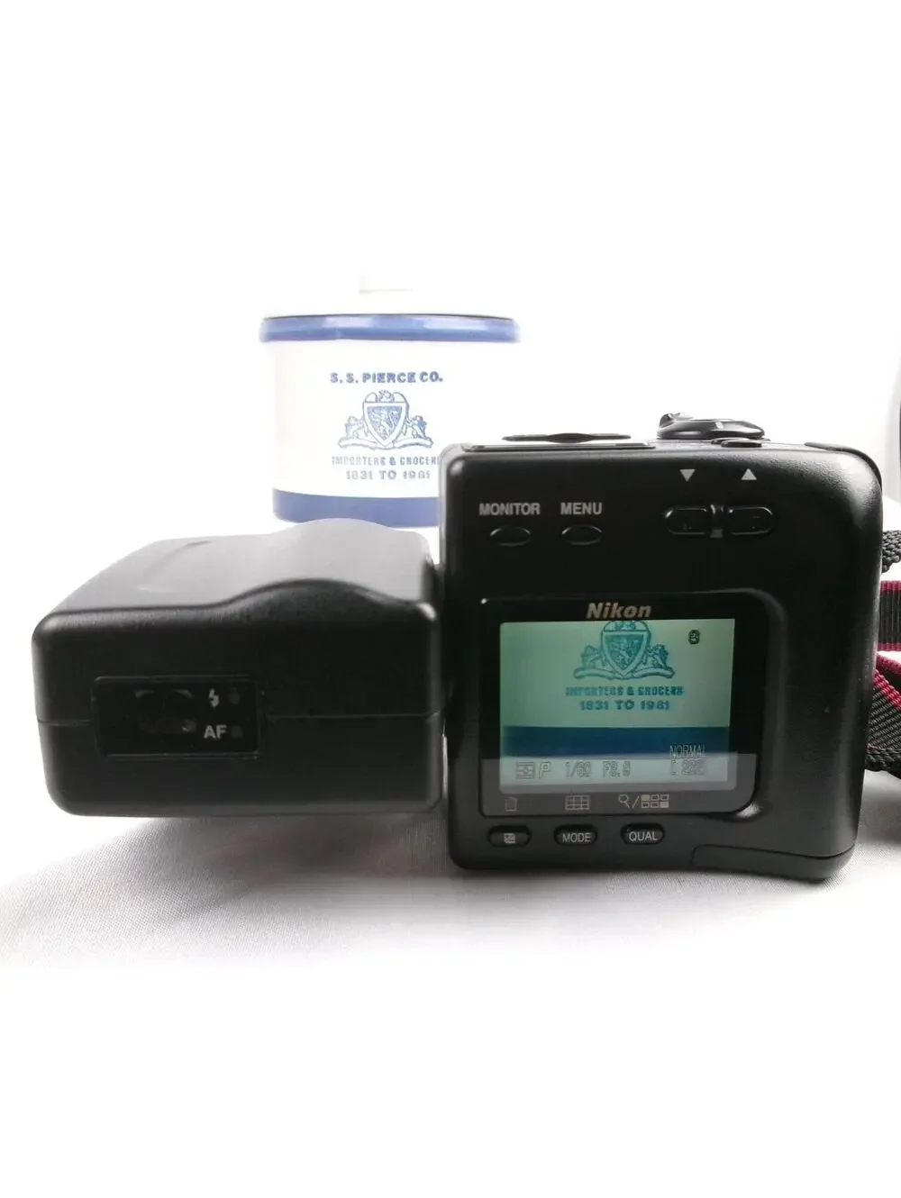 Nikon Coolpix 950 Vintage Digital Camera Tested Working w Case CF Card